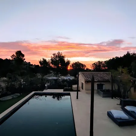 El Paraiso De Perros ホテル