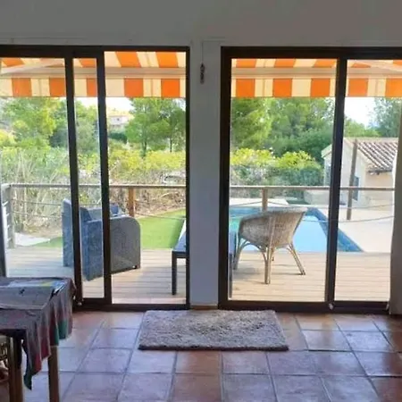 El Paraiso De Perros