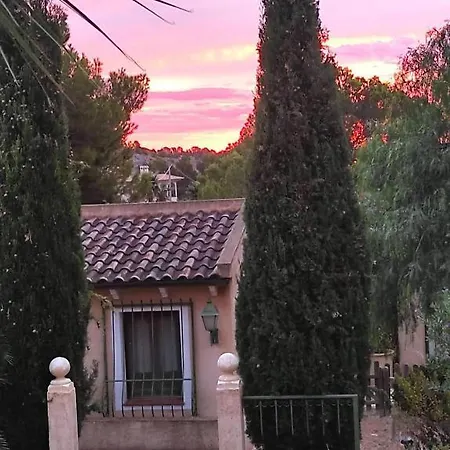 El Paraiso De Perros